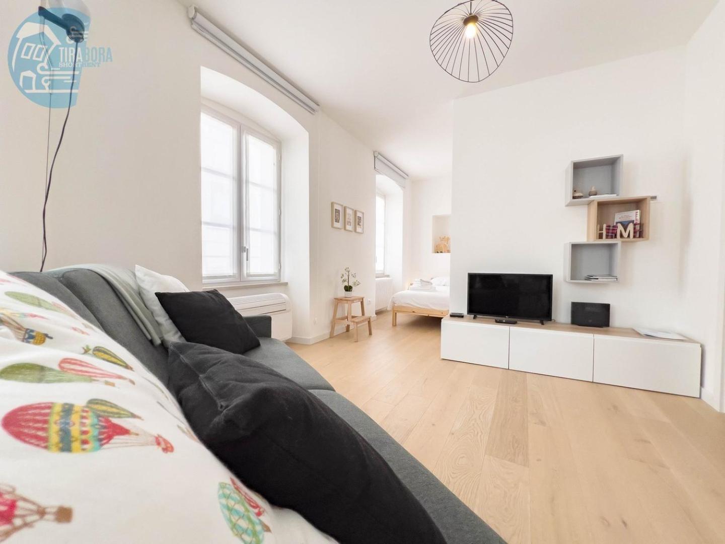 Corridoni 2B Tirabora Short Rent Apartment ตรีเอสเต ภายนอก รูปภาพ