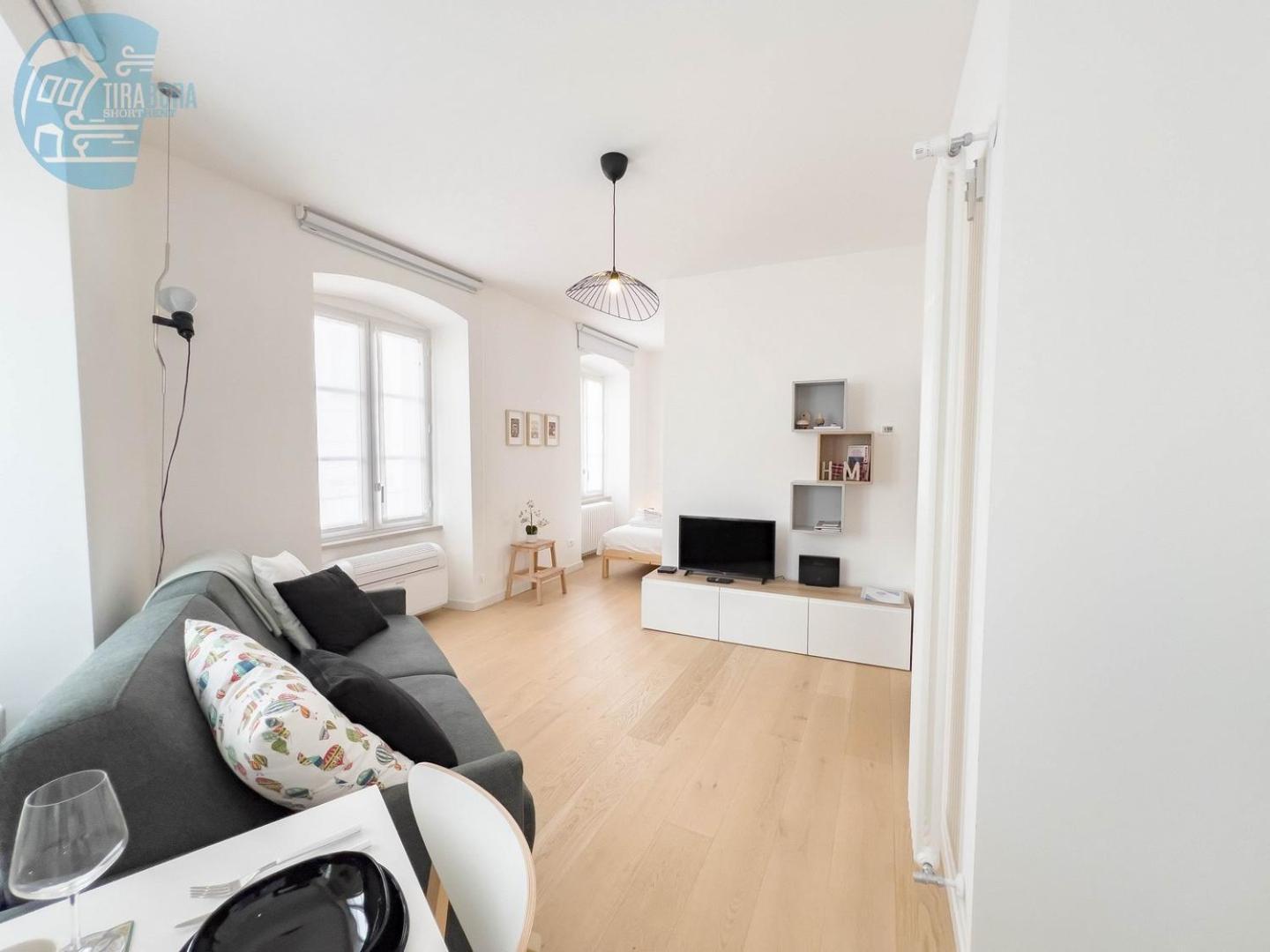 Corridoni 2B Tirabora Short Rent Apartment ตรีเอสเต ภายนอก รูปภาพ